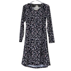 Medium black floral print dress open back long sleeve black gray geometric print